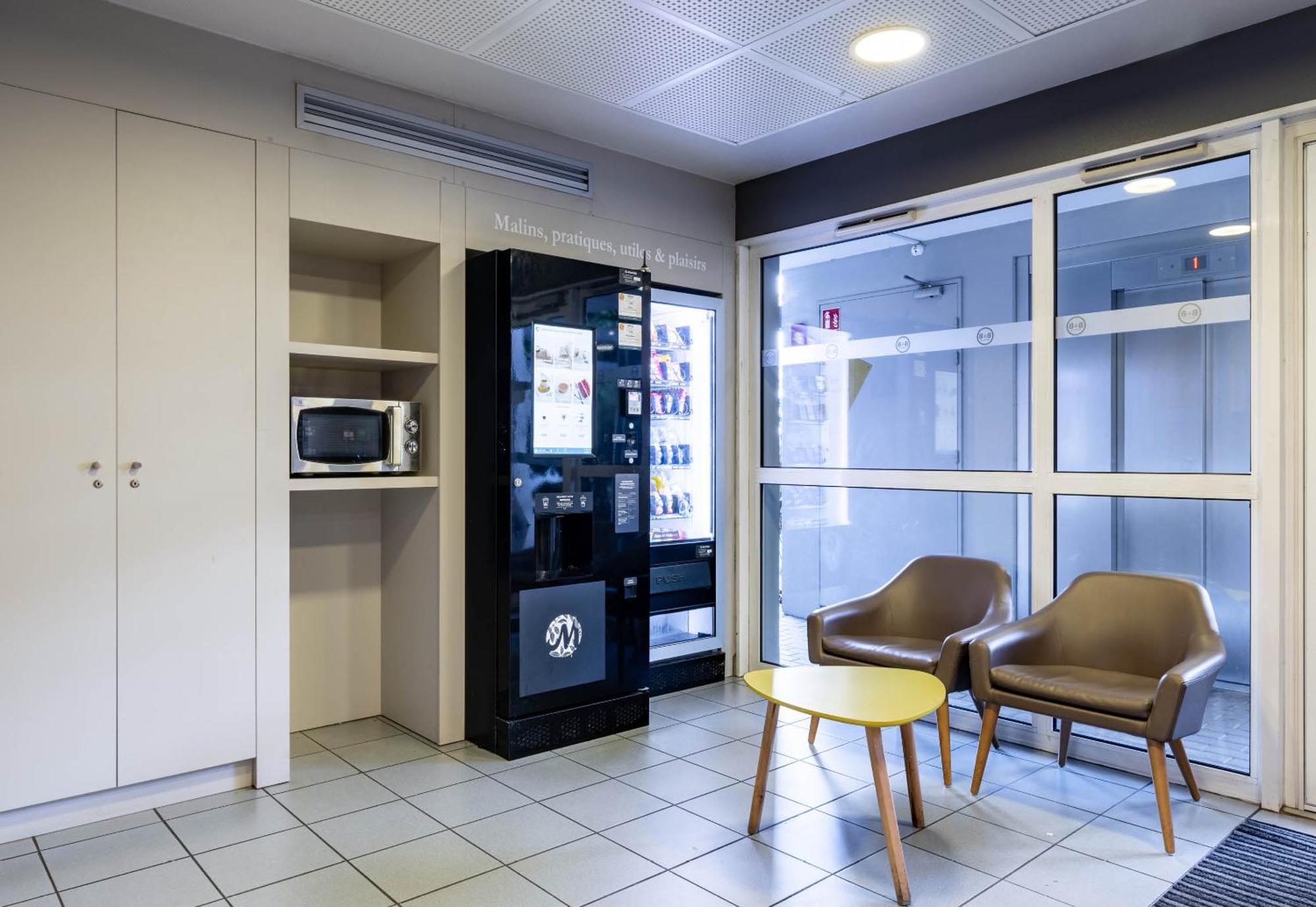 B&B Hotel Lille Seclin Unexpo Bagian luar foto
