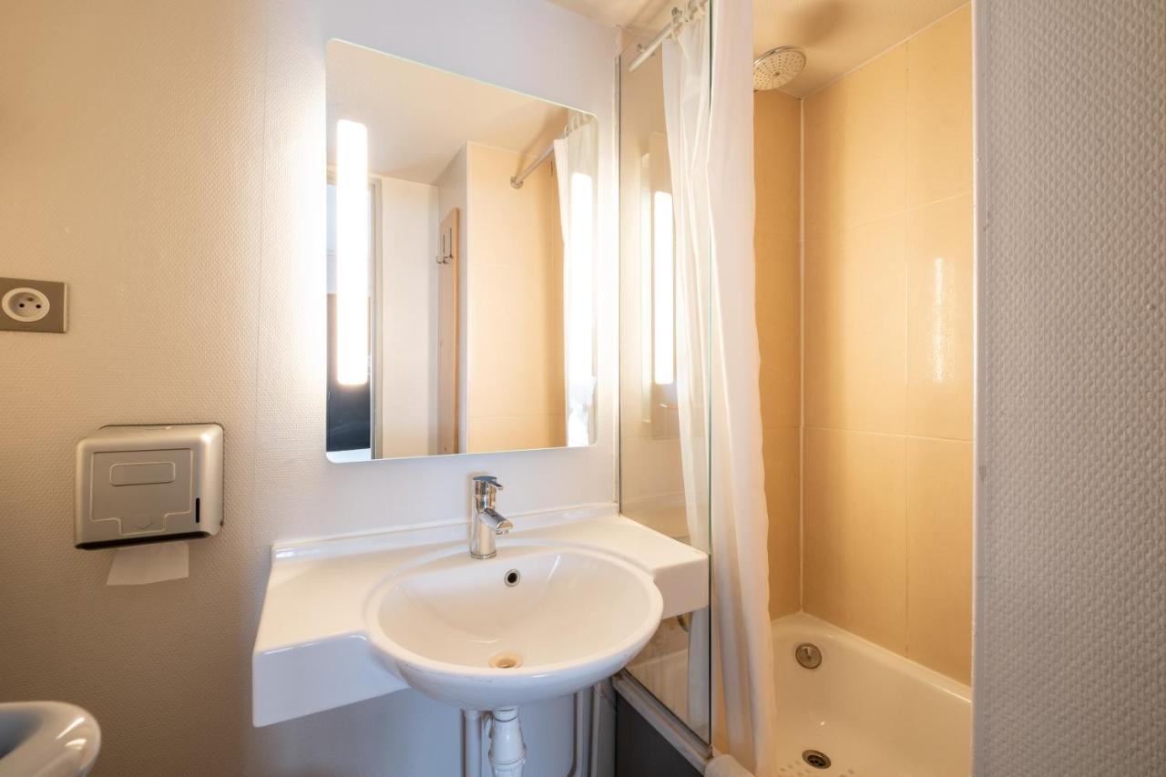 B&B Hotel Lille Seclin Unexpo Bagian luar foto